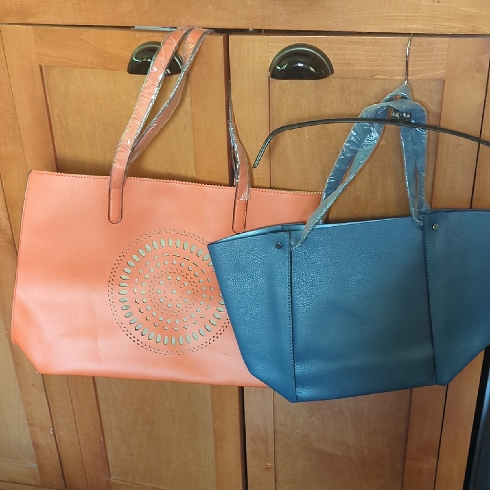 New Neiman Marcus Orange & Blue Tote Bag Set